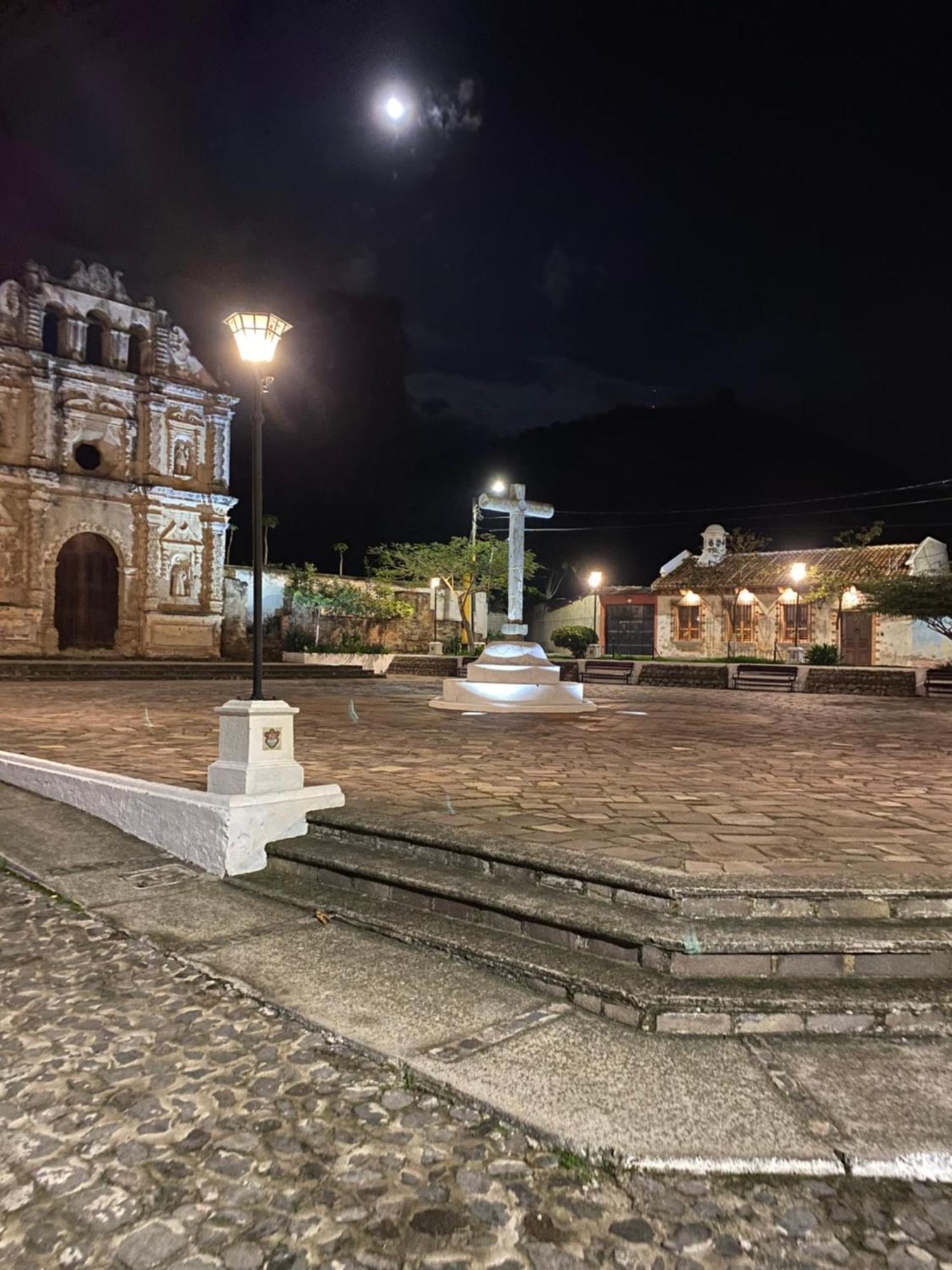 Casa Santiago De Los Caballeros Antigua Zewnętrze zdjęcie